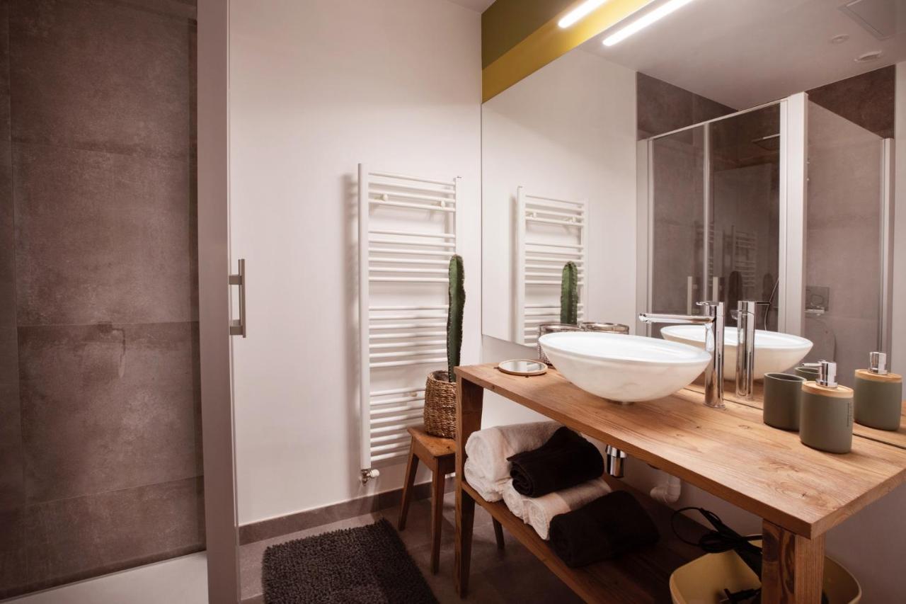 Appartement Avec Sauna Au Pied De La Citadelle Besançon Eksteriør bilde